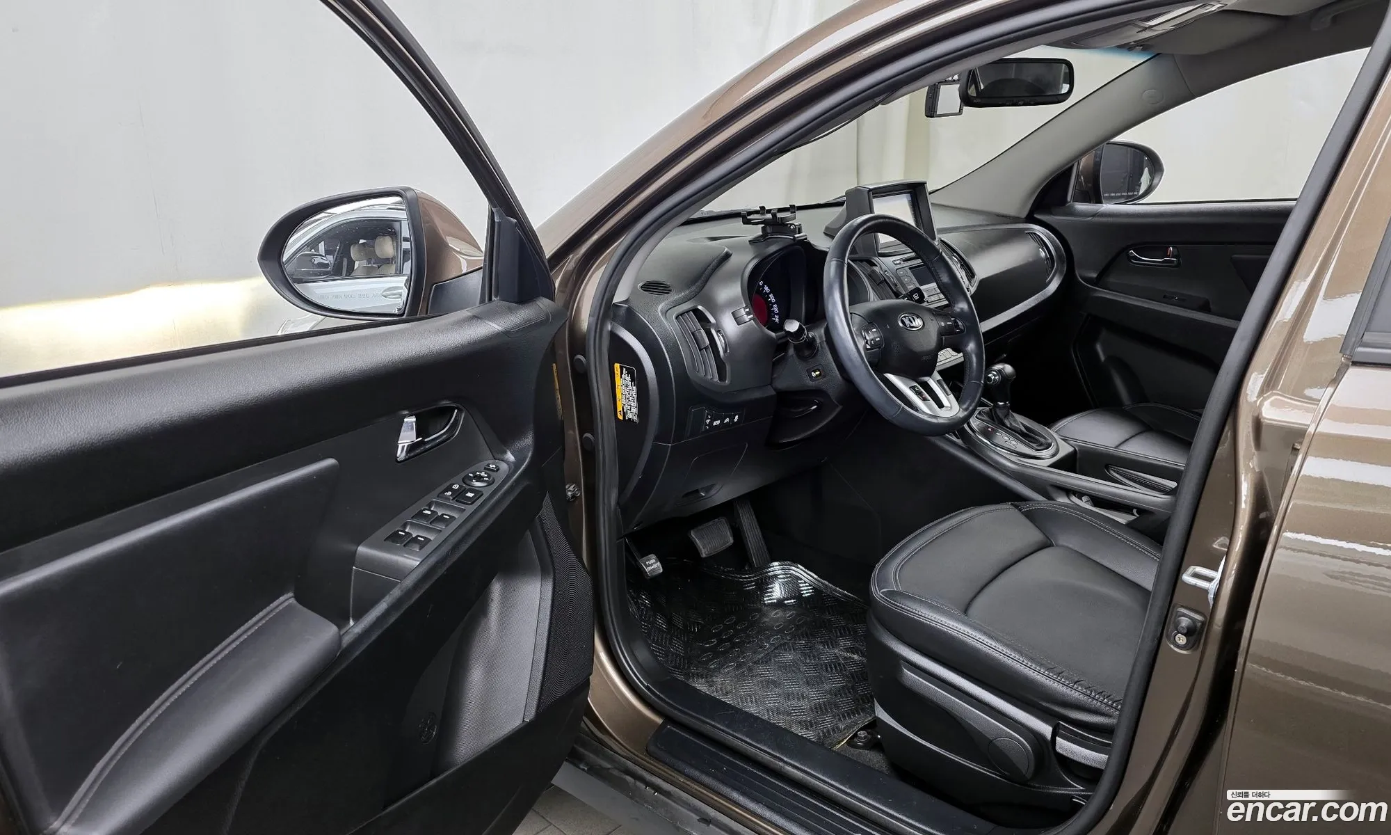 Kia Sportage R 2012 — 13