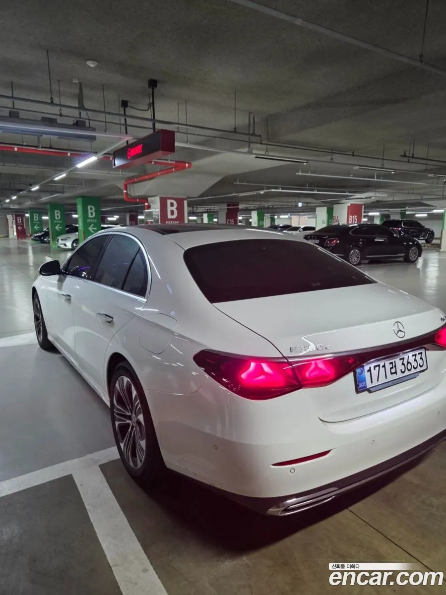 Mercedes-Benz E-Class W214 2025 — 12