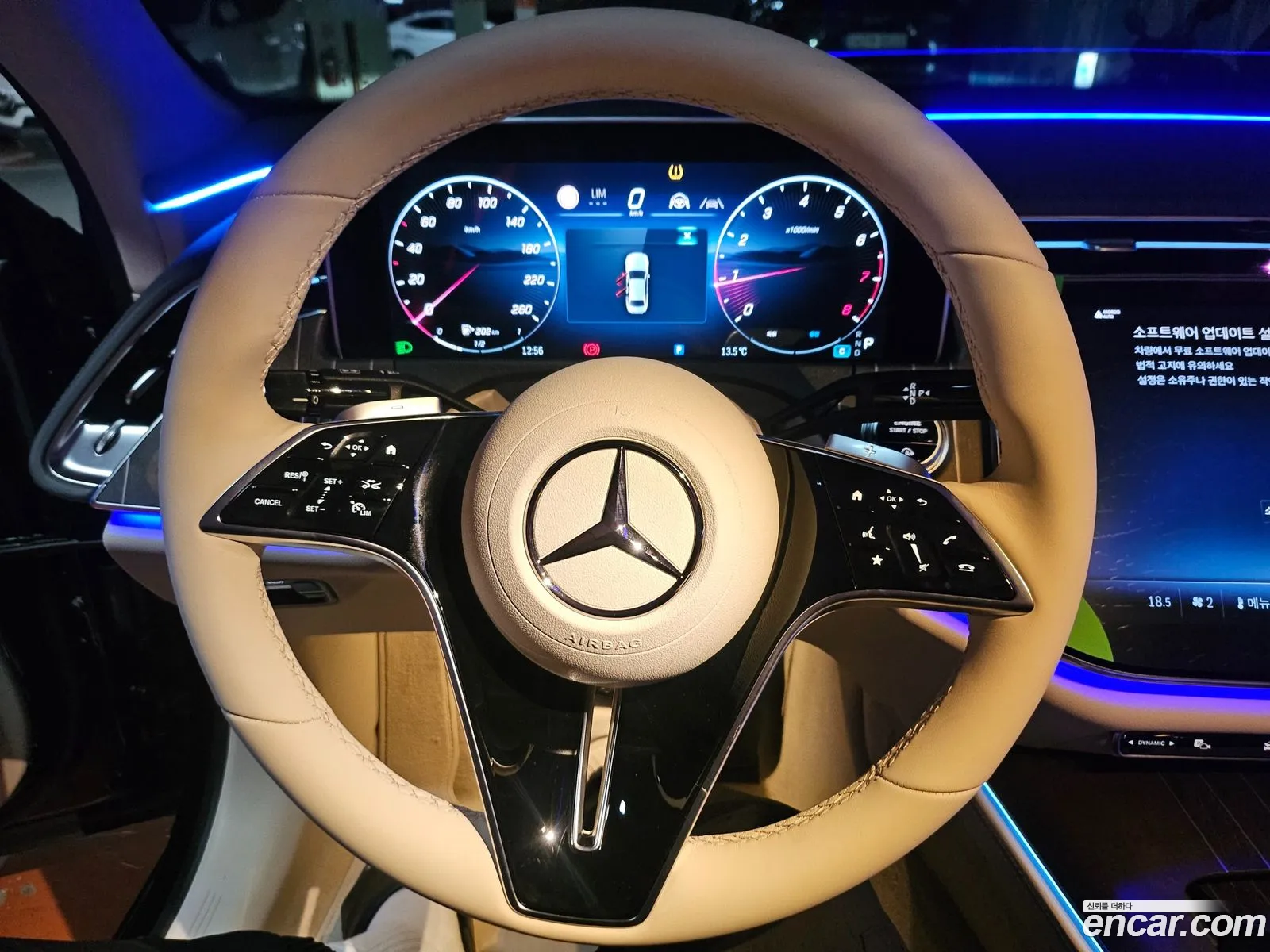 Mercedes-Benz E-Class W214 2025 — 7