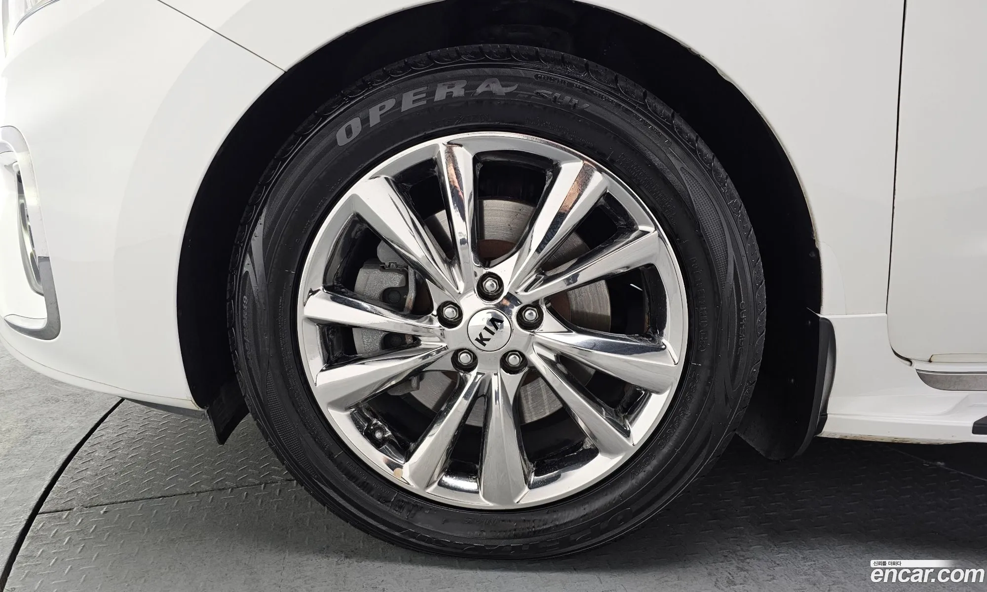 Kia Carnival 2019 — 11