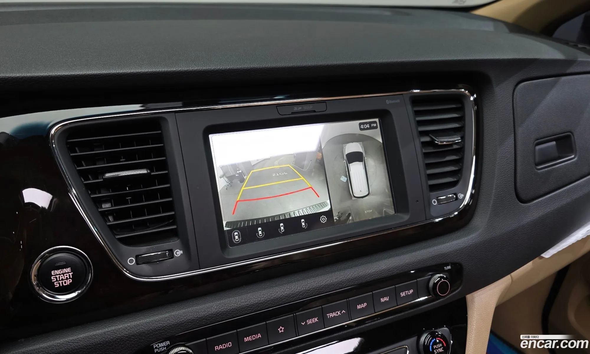 Kia Carnival 2019 — 3