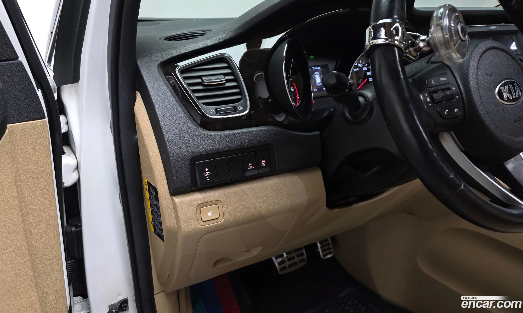 Kia Carnival 2019 — 20