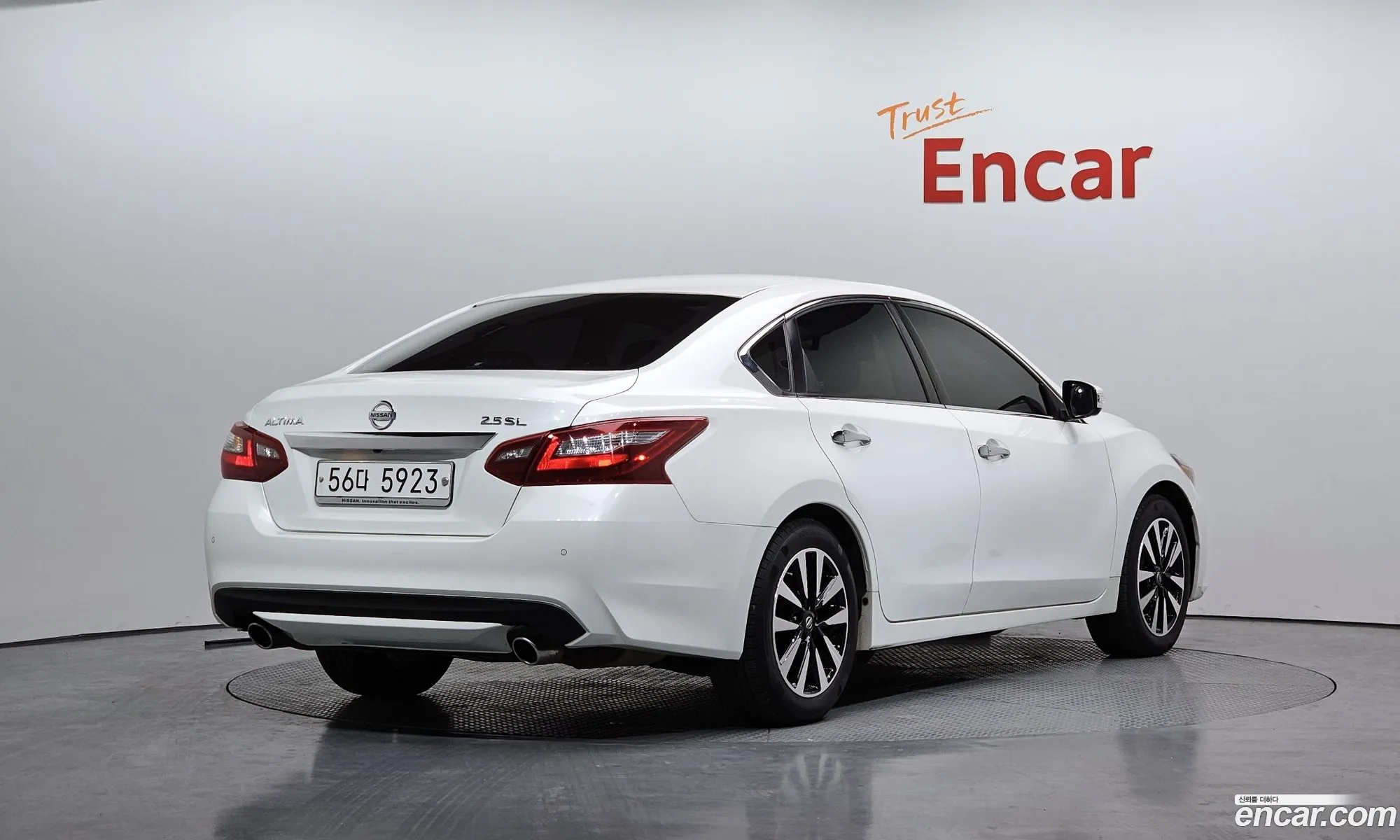 Nissan Altima 2018 — 15