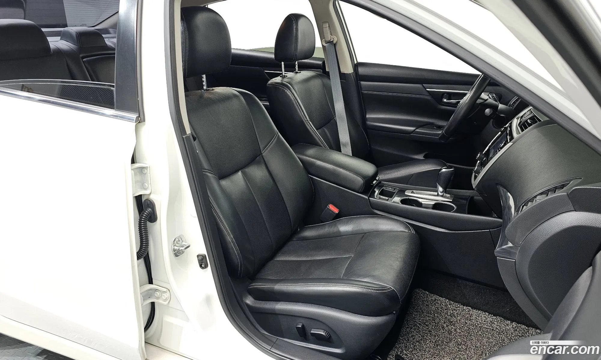 Nissan Altima 2018 — 6