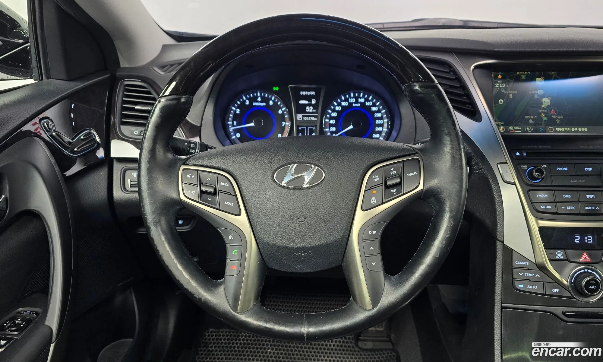 Hyundai Grandeur HG 2014 — 17