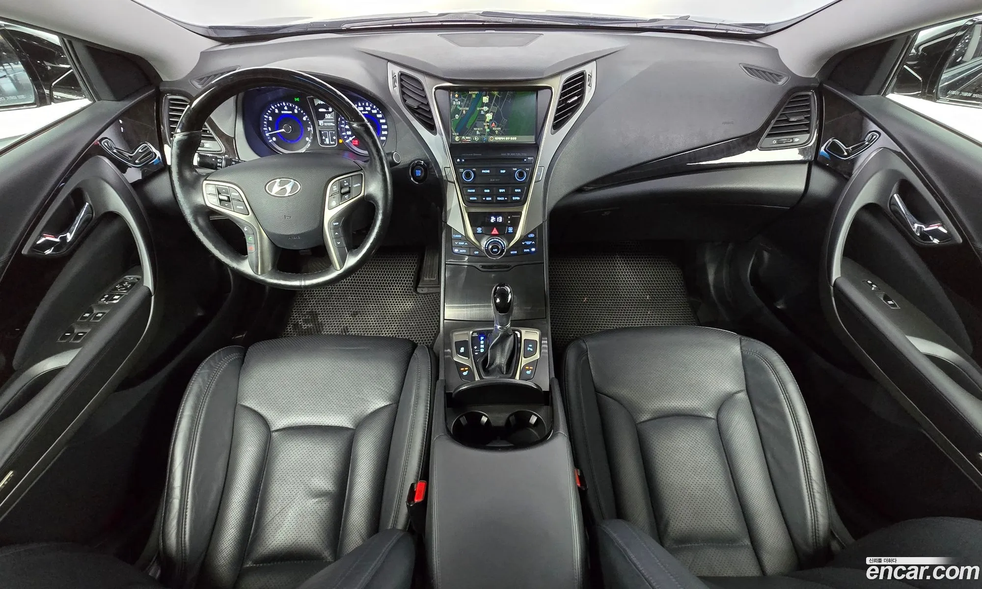 Hyundai Grandeur HG 2014 — 20