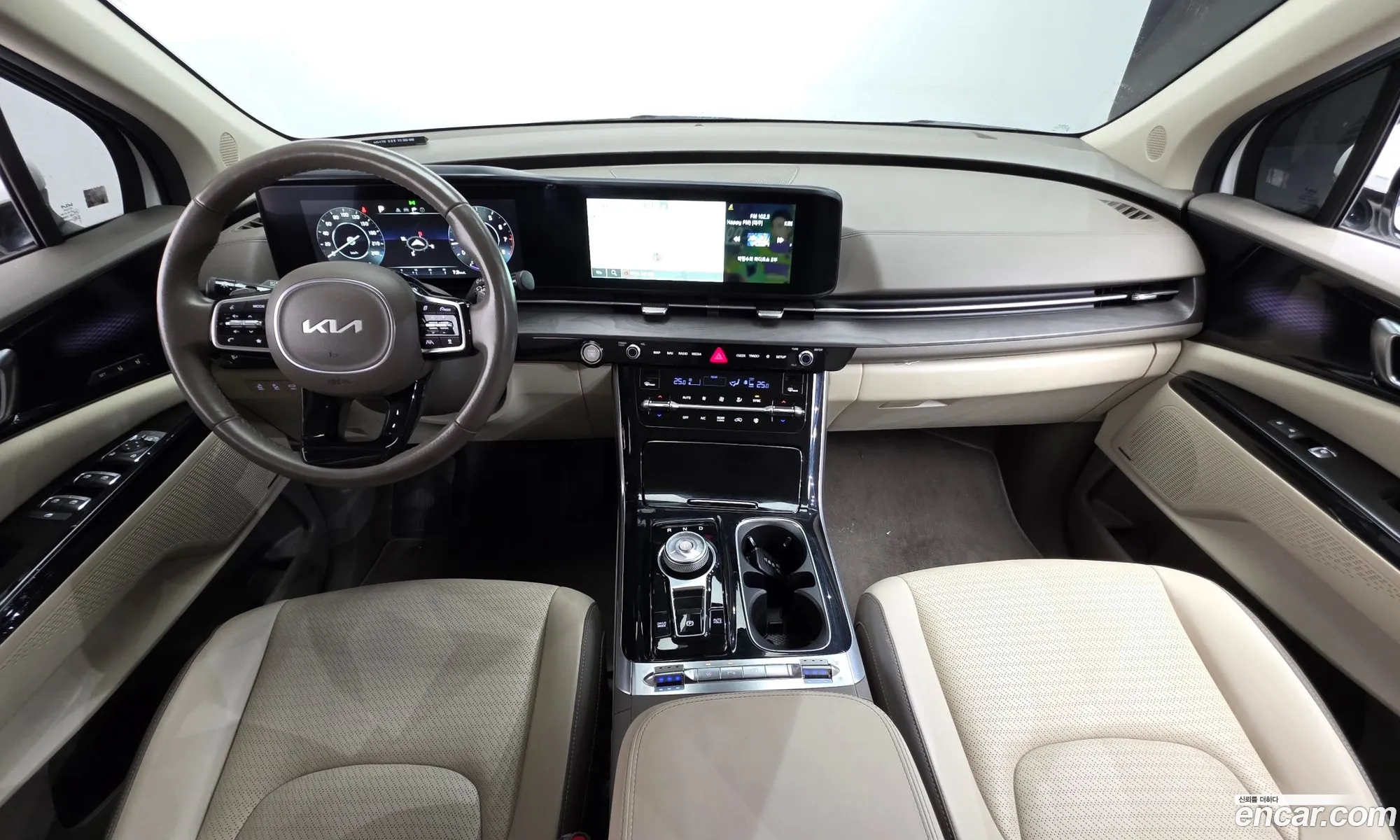 Kia Carnival 2023 — 15