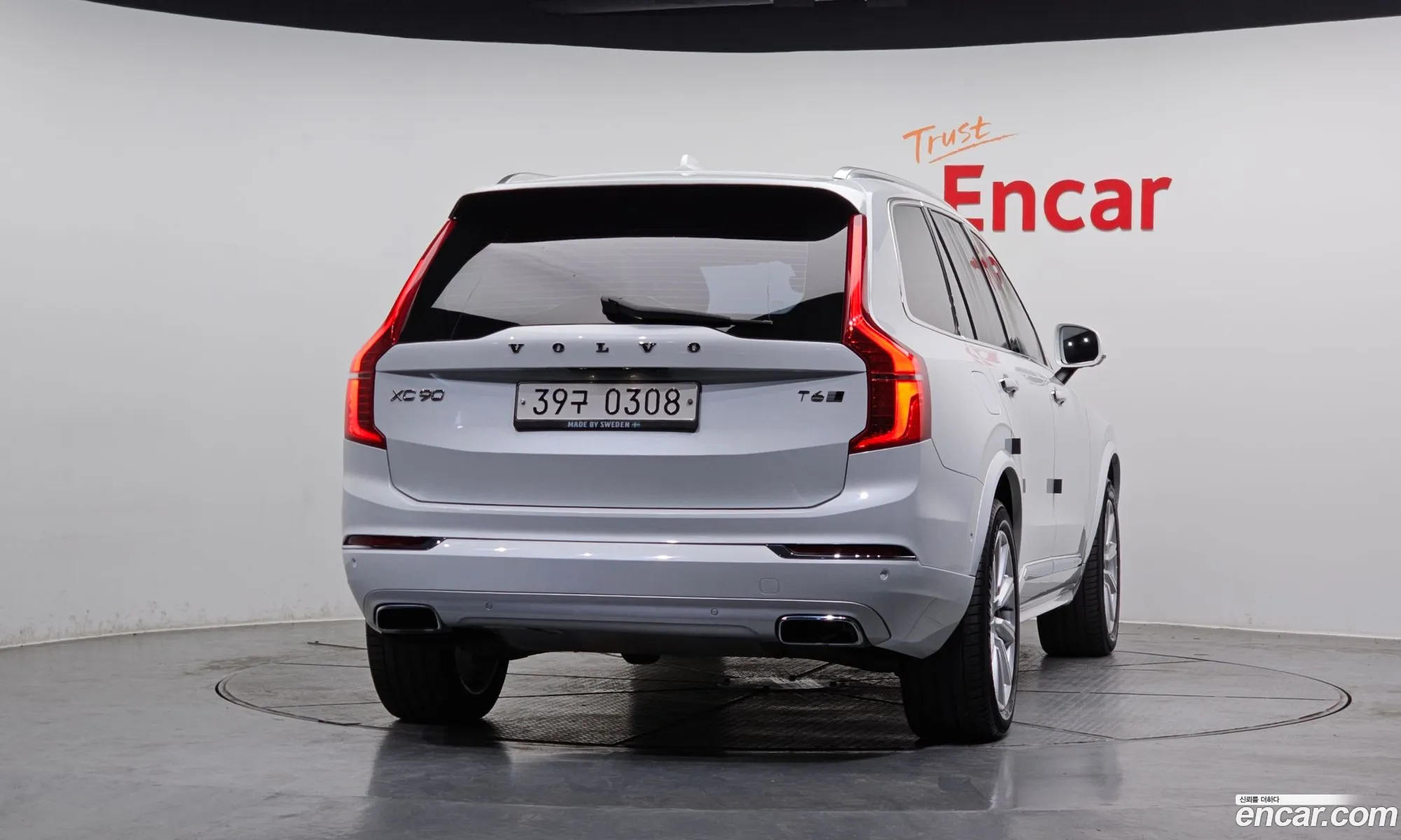 Volvo XC90 2016 YV1LFA22CH1119663 — 4