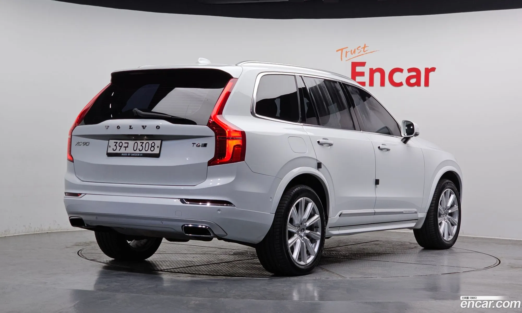 Volvo XC90 2016 YV1LFA22CH1119663 — 14
