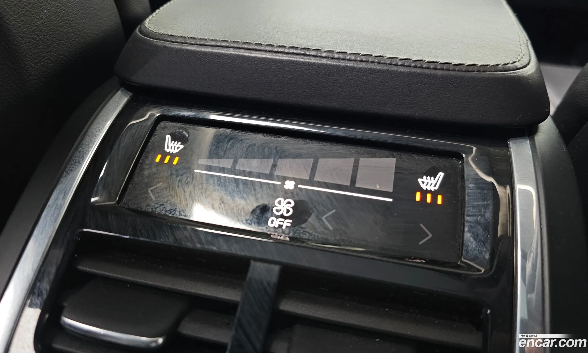 Volvo XC90 2016 YV1LFA22CH1119663 — 8