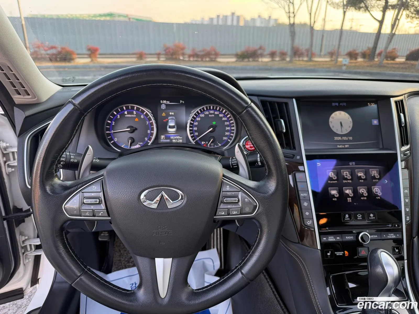Infiniti Q50 2015 — 6