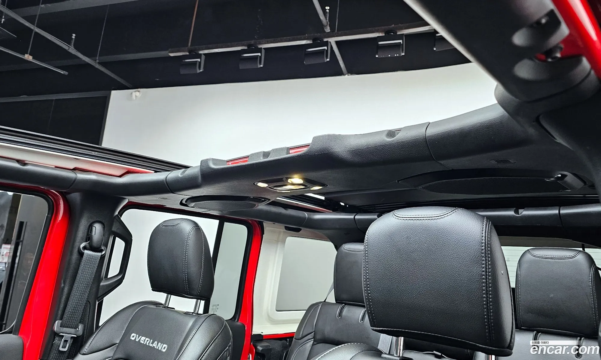Jeep Wrangler 2022 — 12
