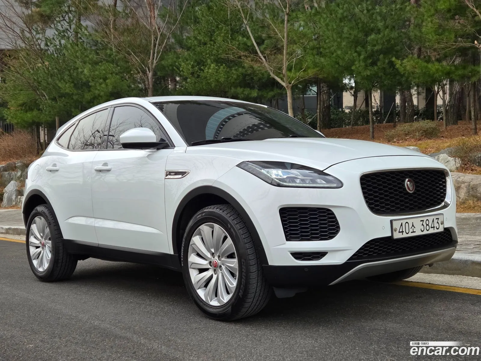 Jaguar E-Pace 2018 — 11
