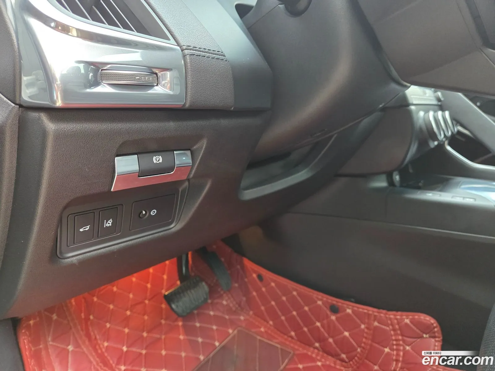Jaguar E-Pace 2018 — 9