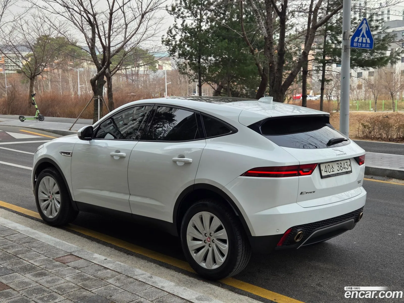Jaguar E-Pace 2018 — 2