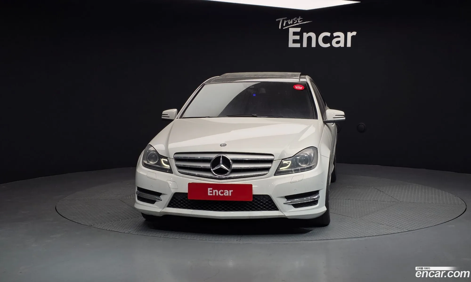Mercedes-Benz C-Class W204 2012 WDDGF0CB5DA773370 — 11