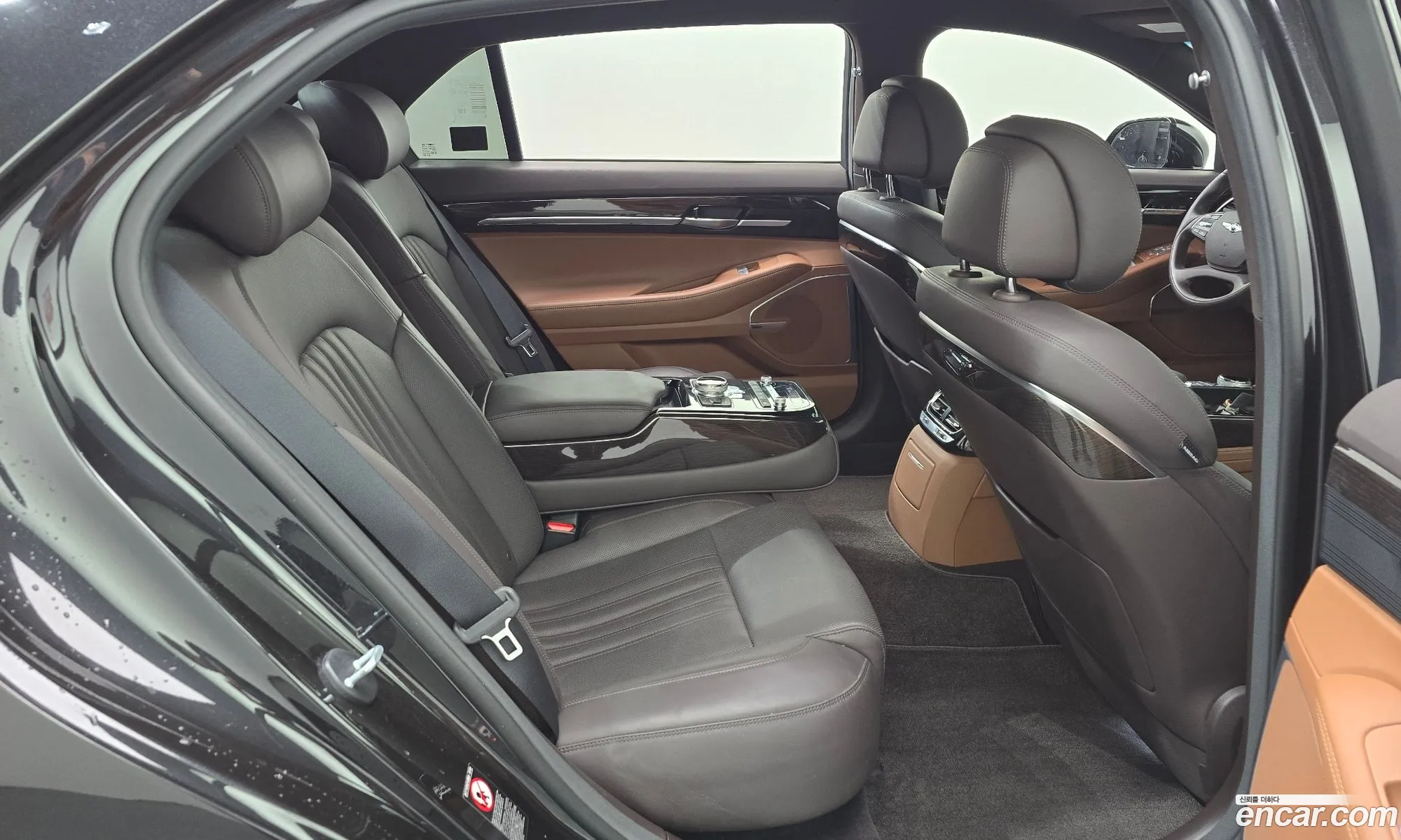 Genesis G90 2019 — 15