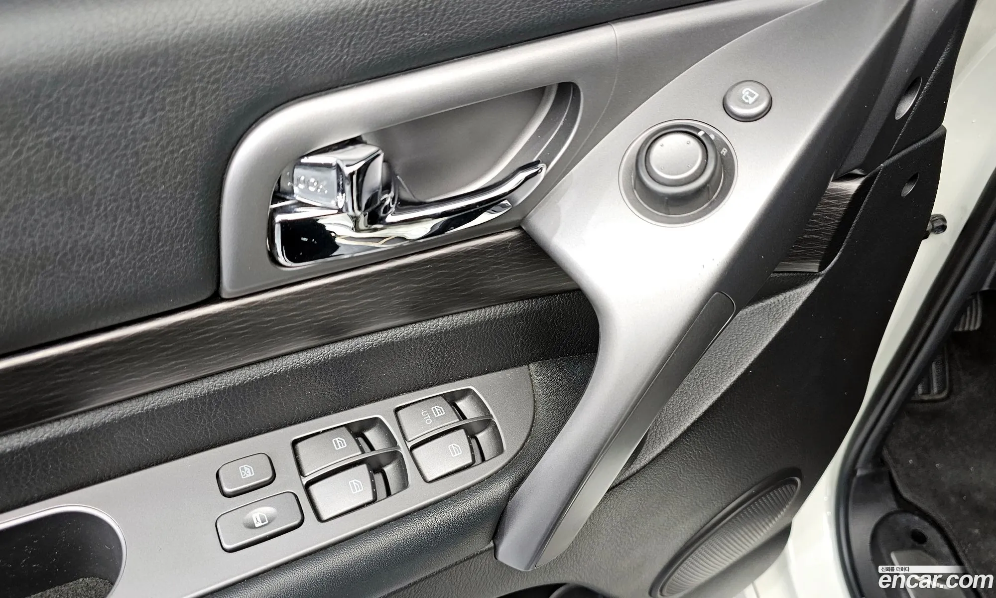 KG Mobility (SsangYong) Korando Turismo 2017 — 2