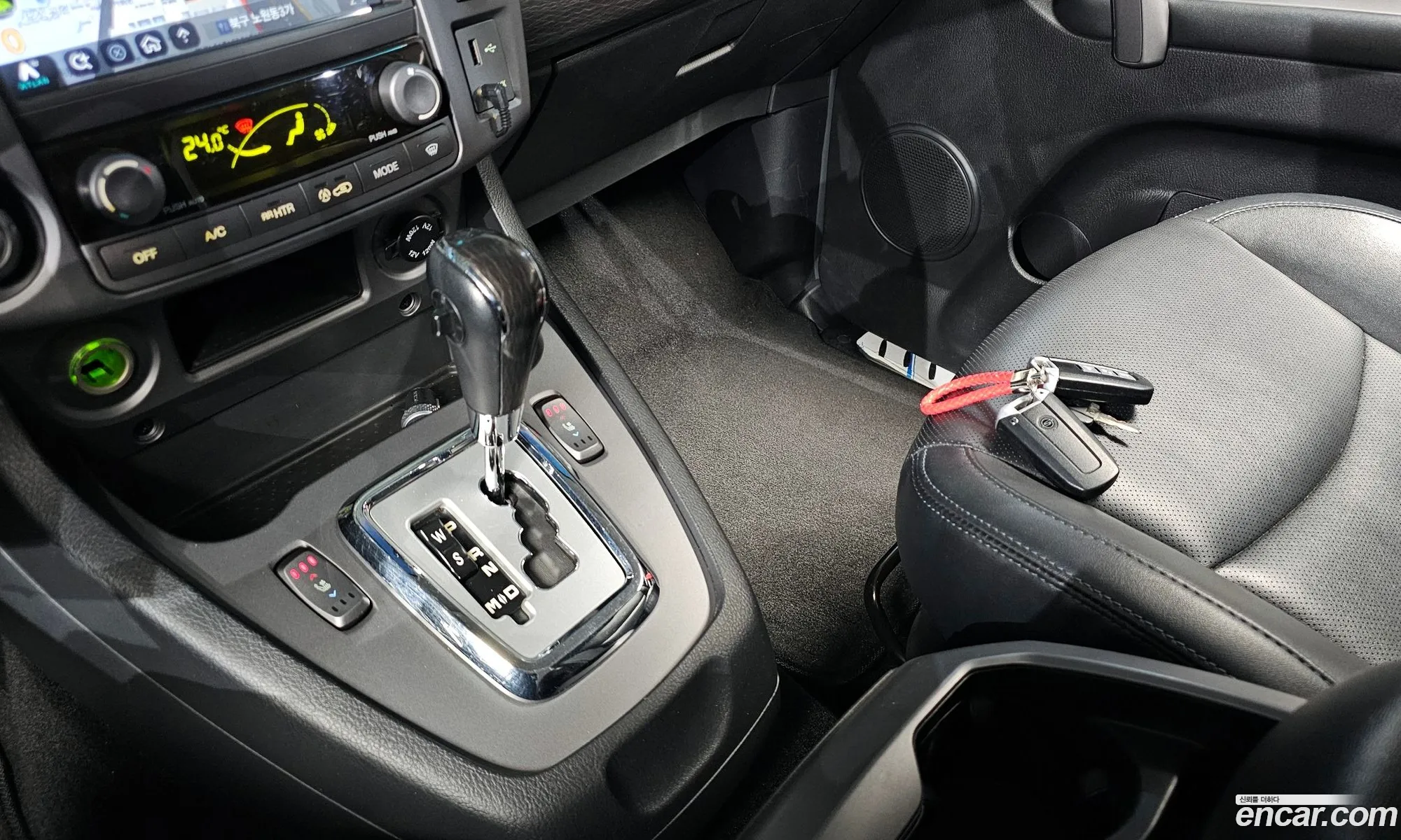 KG Mobility (SsangYong) Korando Turismo 2017 — 14