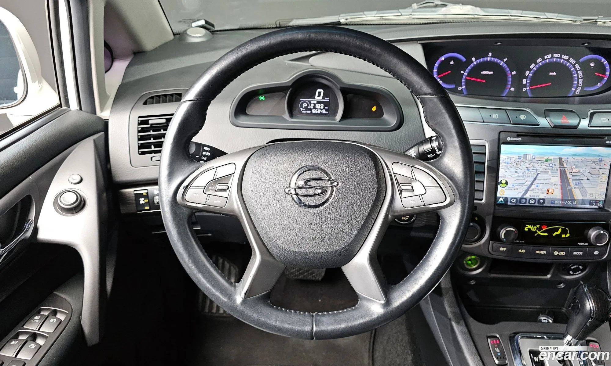 KG Mobility (SsangYong) Korando Turismo 2017 — 10