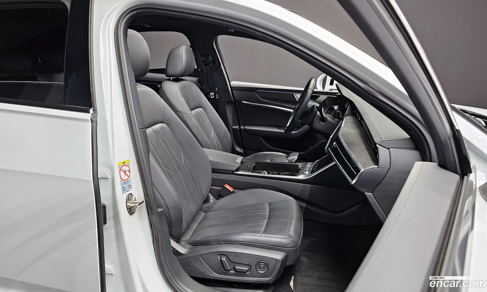 Audi A6 2021 WAUZZZF2XMN016805 — 18