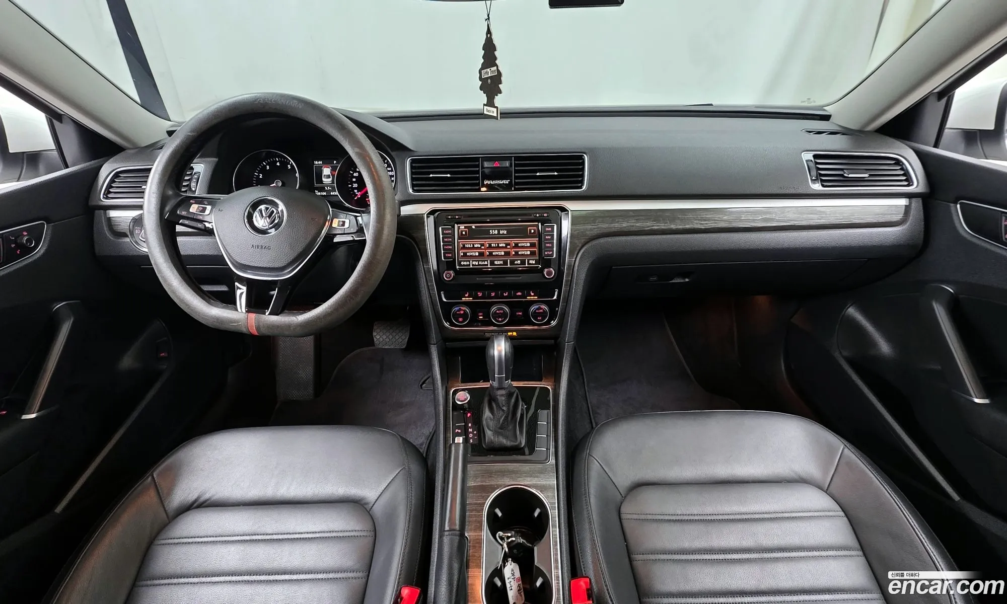 Volkswagen Passat 2018 — 10