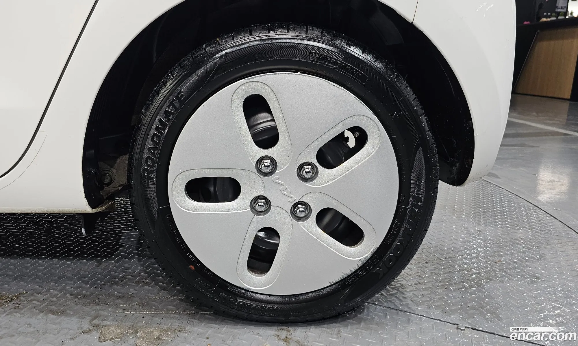 Kia Ray 2021 KNACF911BNT283105 — 12
