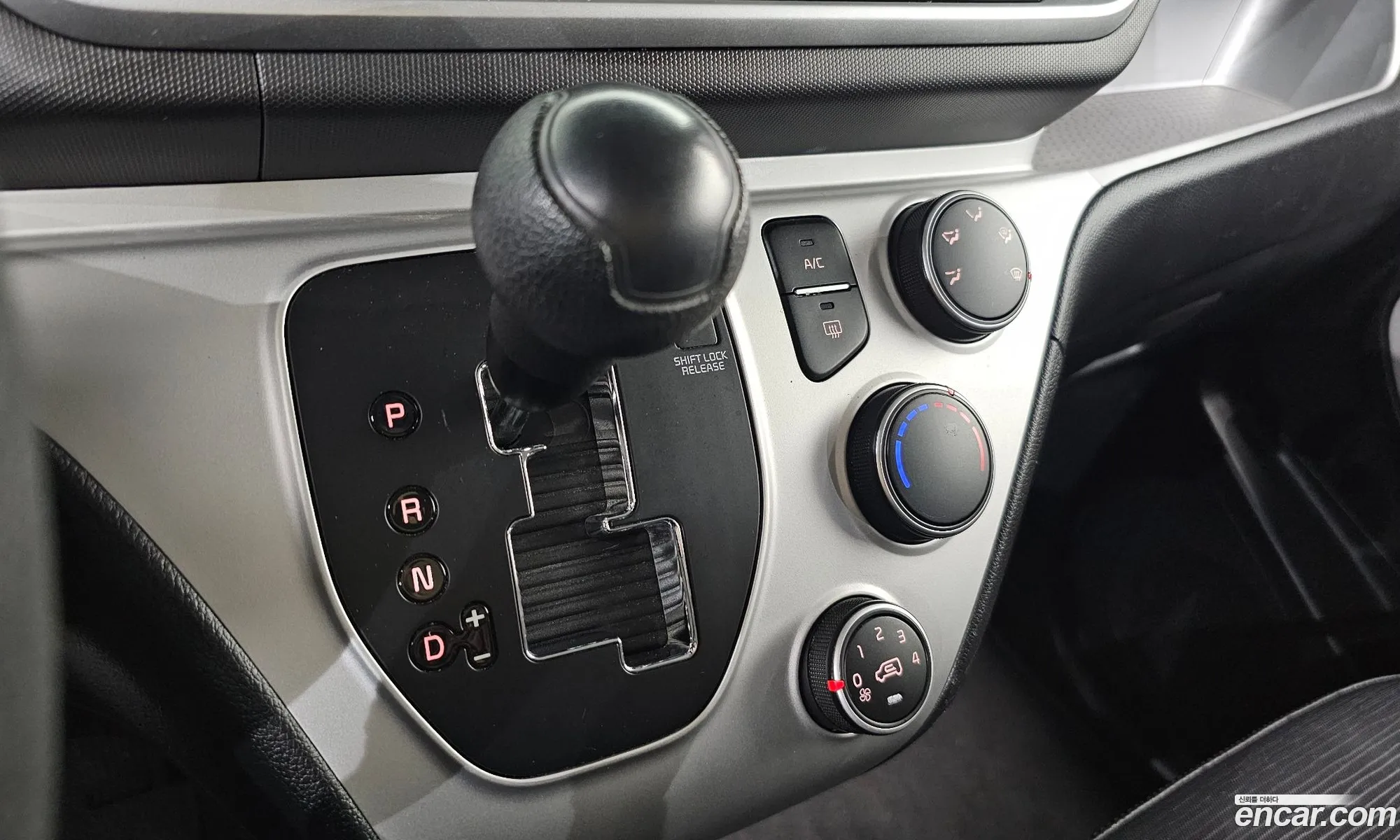 Kia Ray 2021 KNACF911BNT283105 — 8