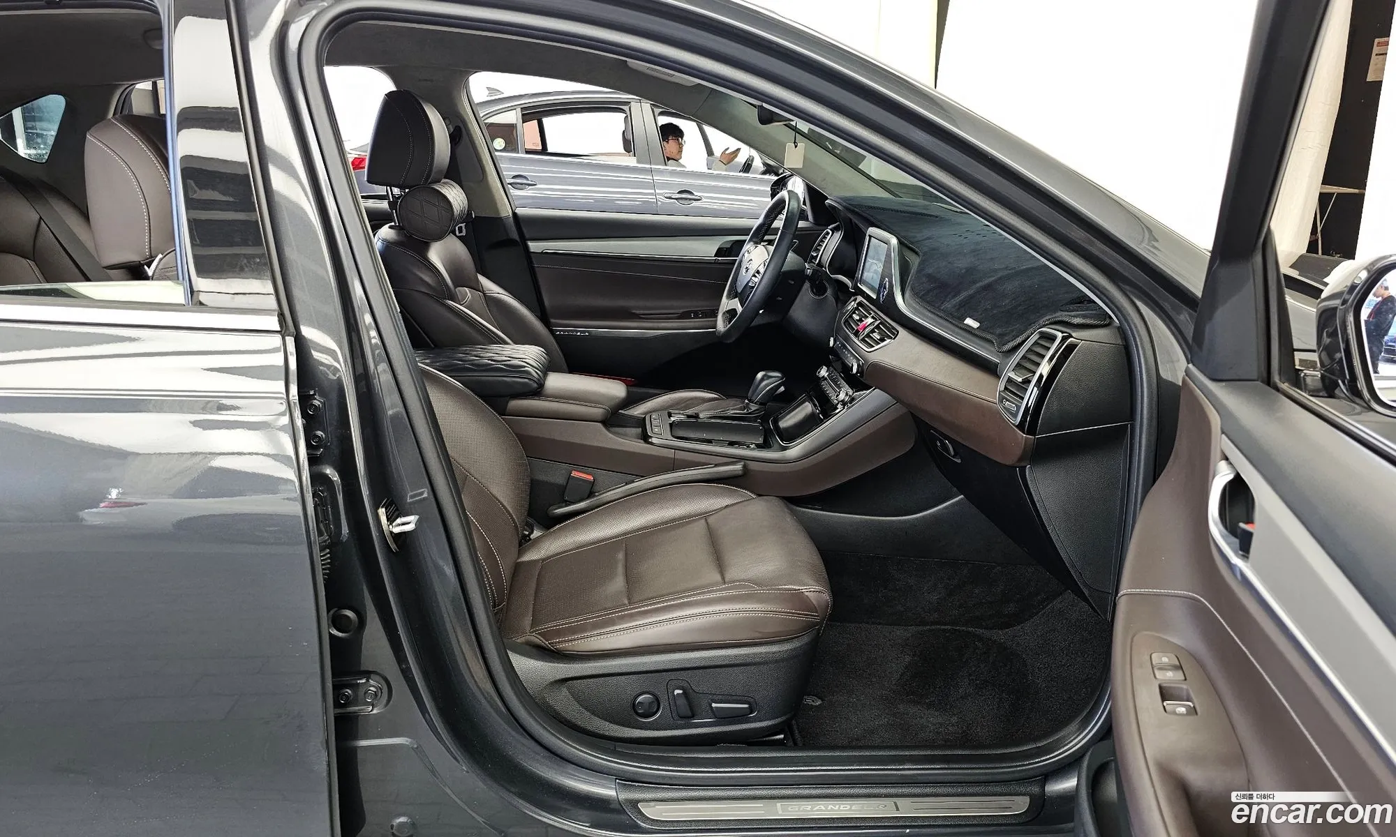 Hyundai Grandeur IG 2018 — 3
