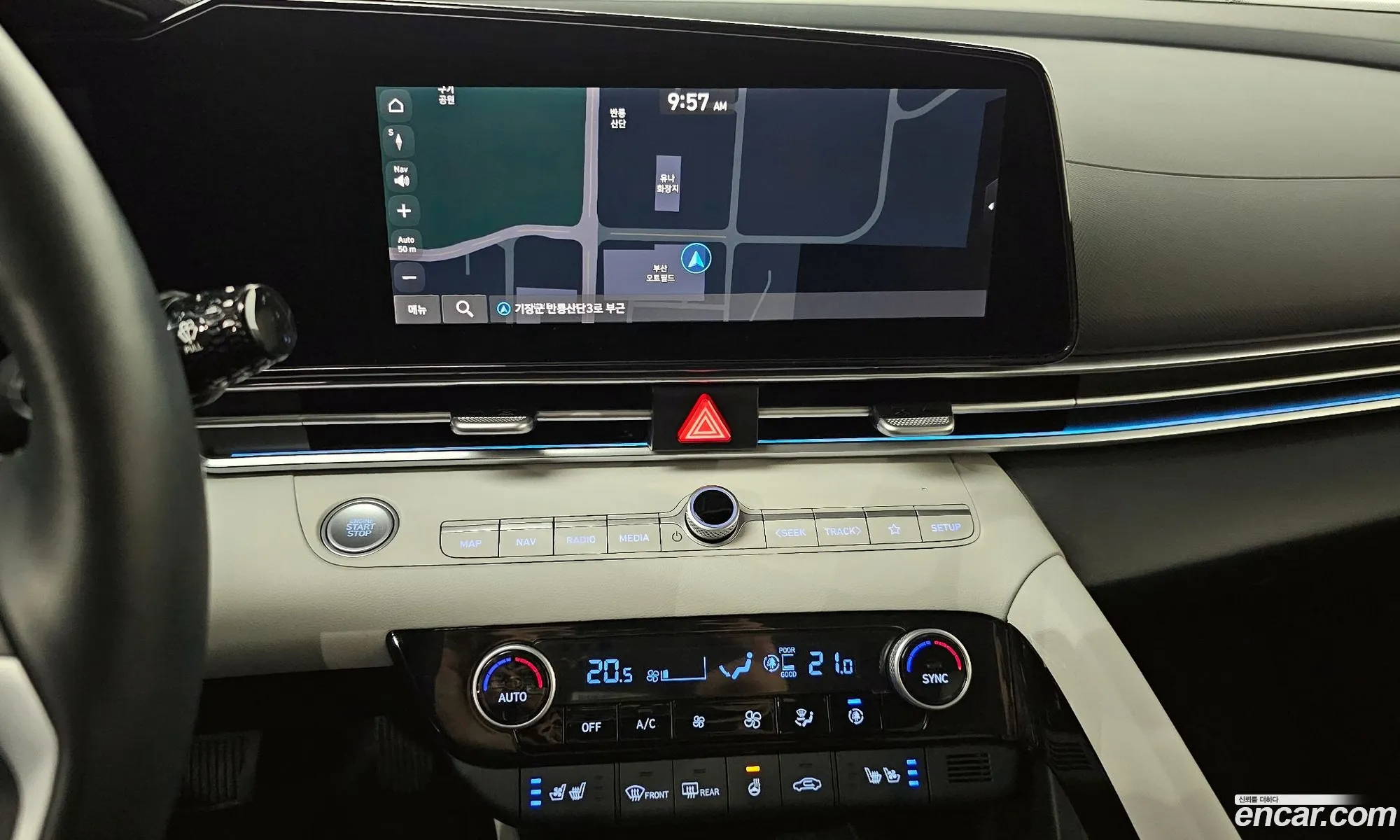 Hyundai Elantra 2021 — 19