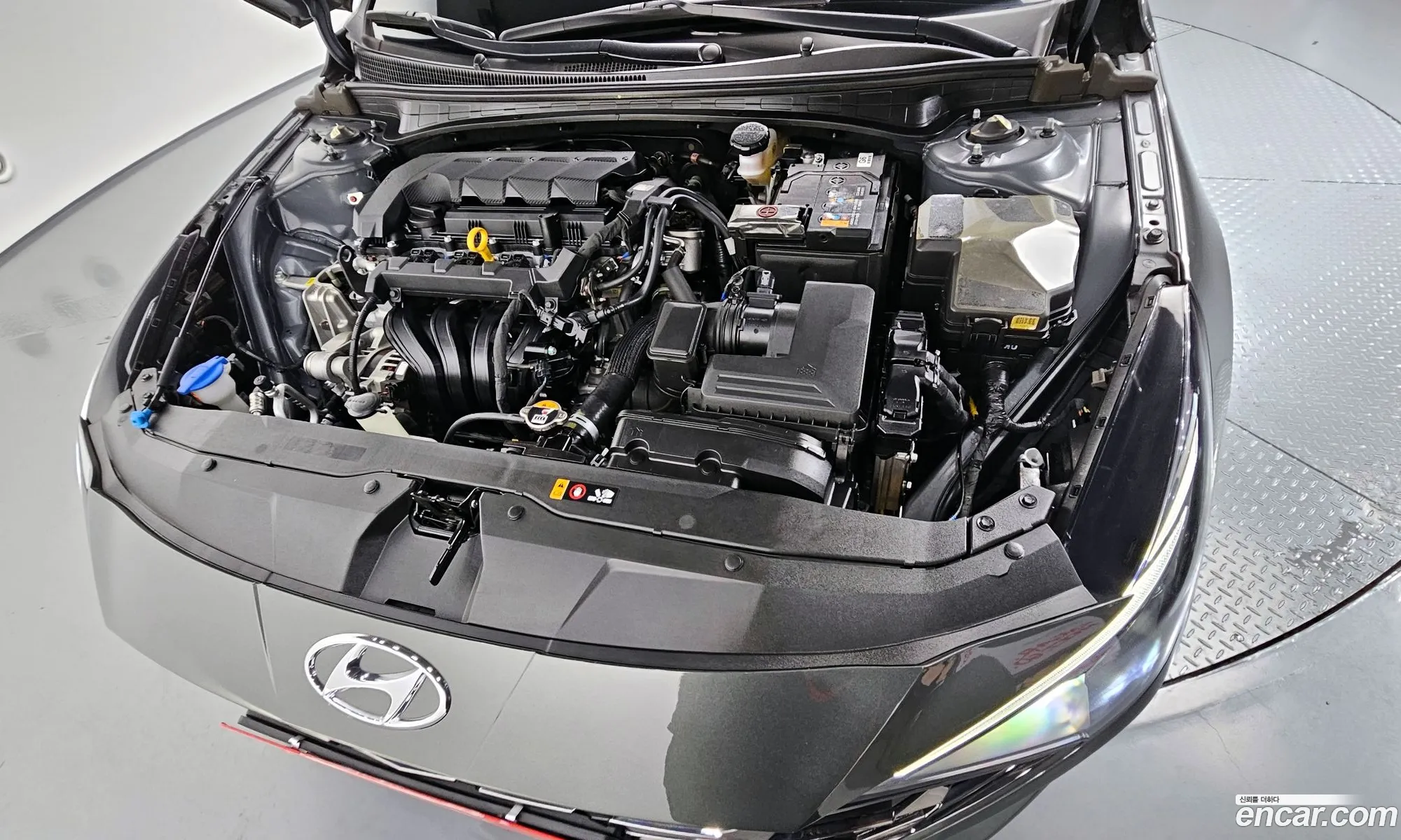 Hyundai Elantra 2021 — 16