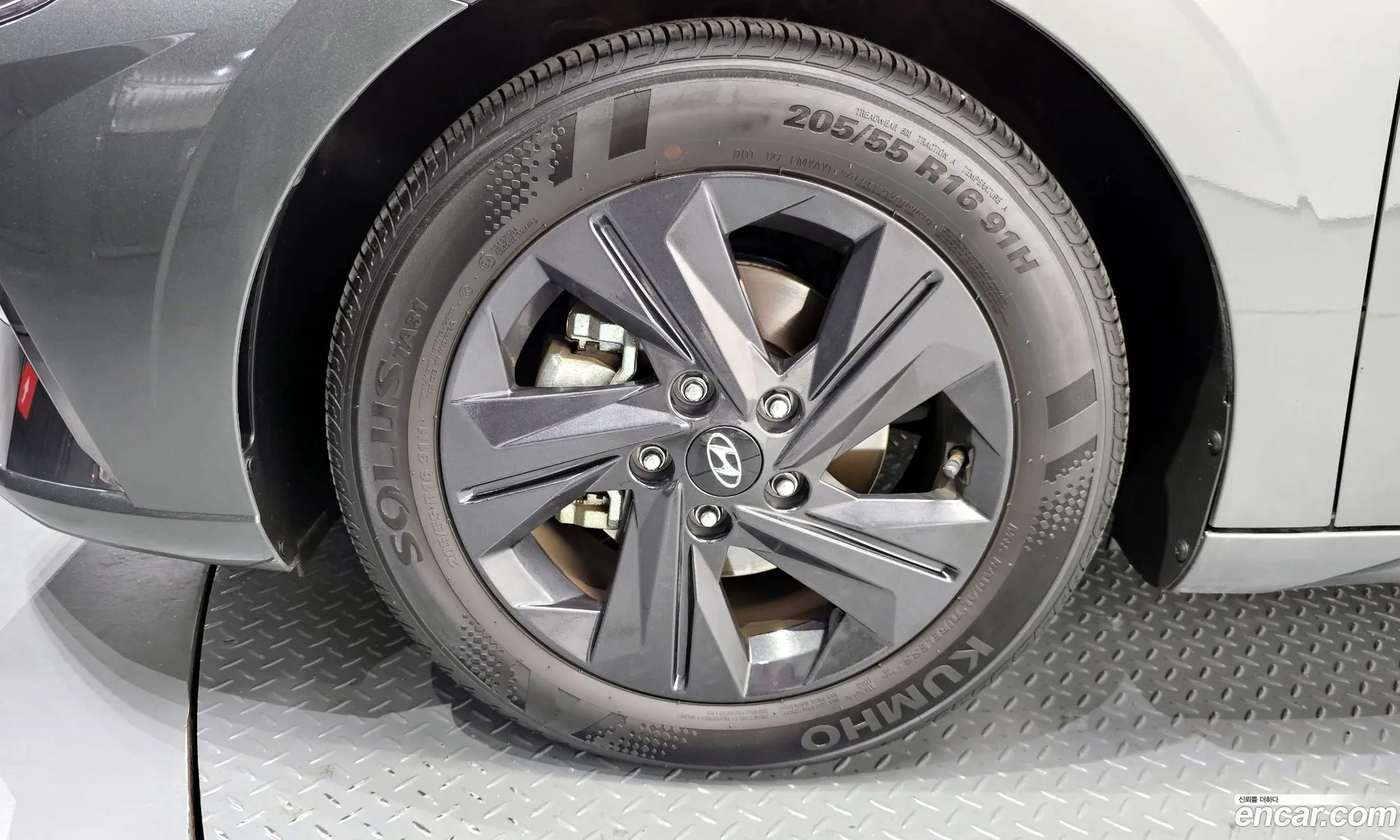Hyundai Elantra 2021 — 4