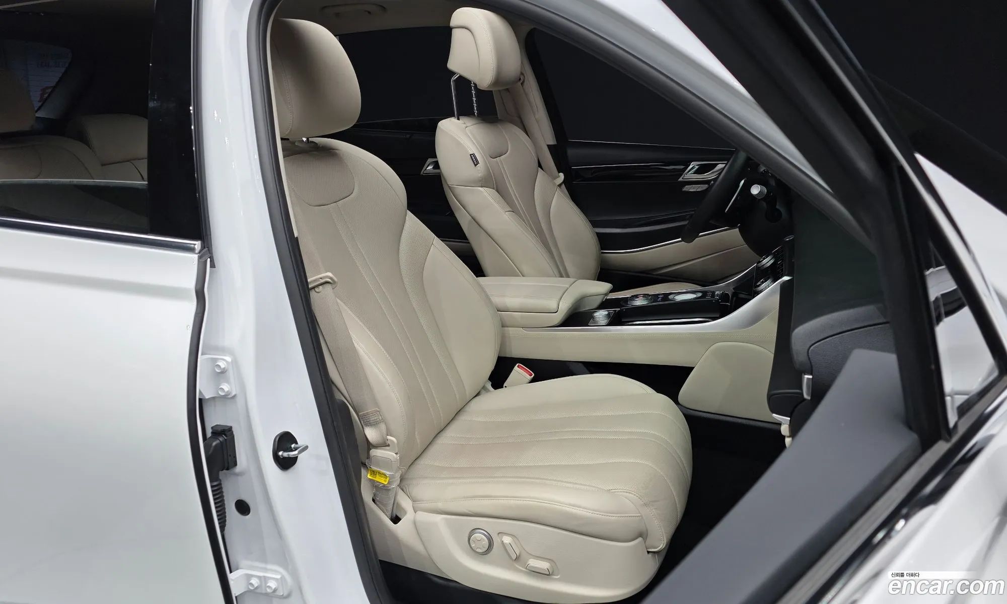 Genesis GV80 2020 — 17
