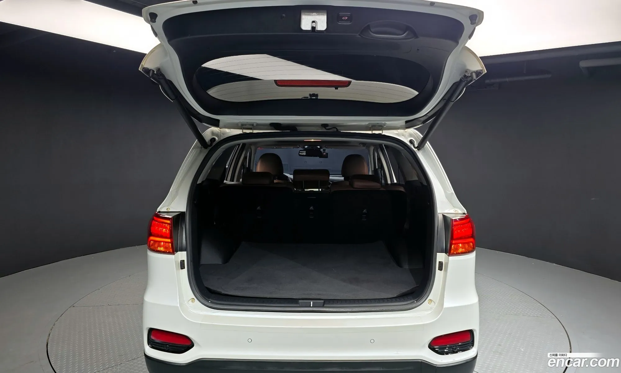 Kia Sorento 2019 KNAPK81BDLA580448 — 16
