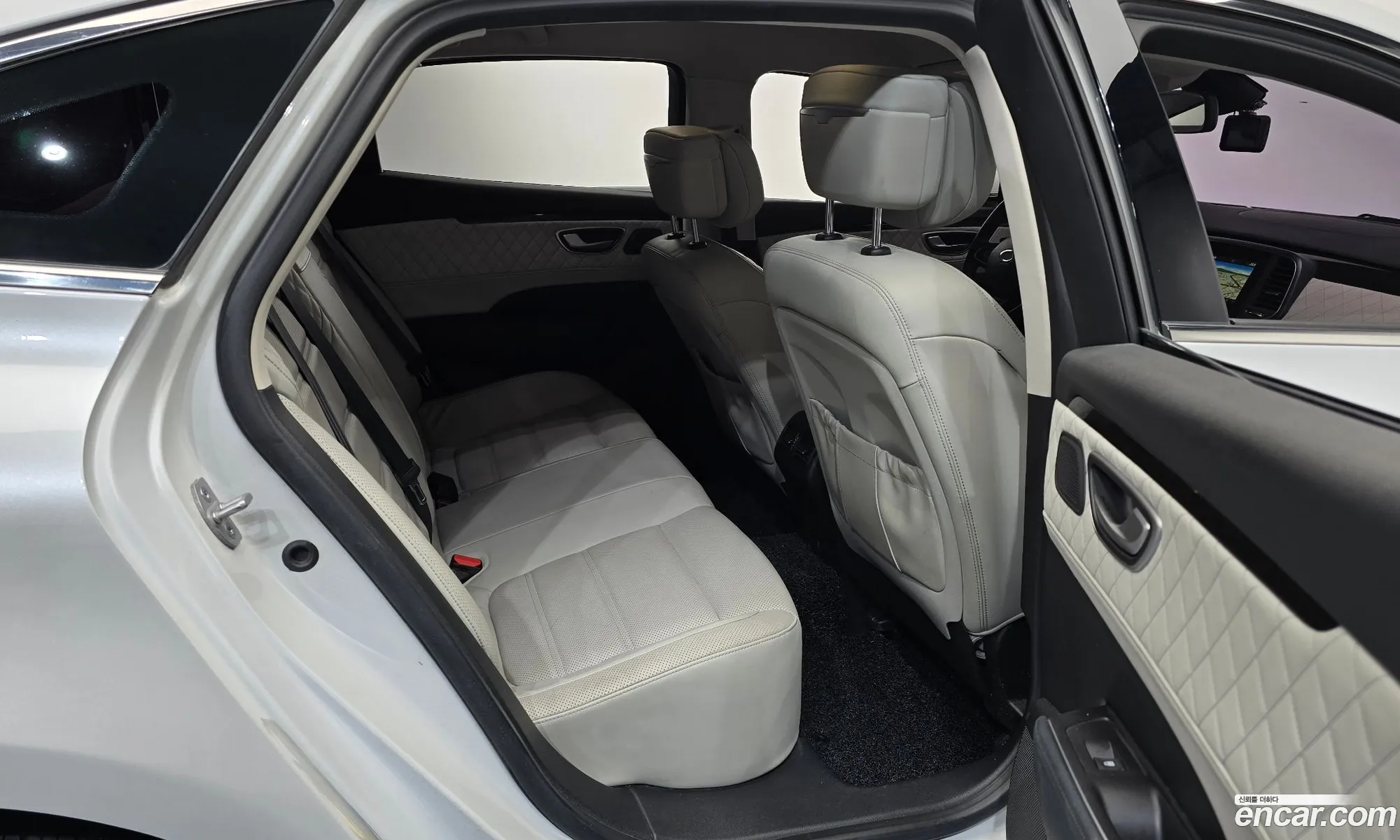 Renault Korea (Samsung) SM6 2016 — 13