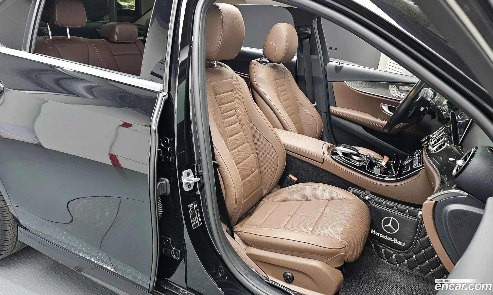 Mercedes-Benz E-Class W213 2020 WDDZF4KB2LA708962 — 11