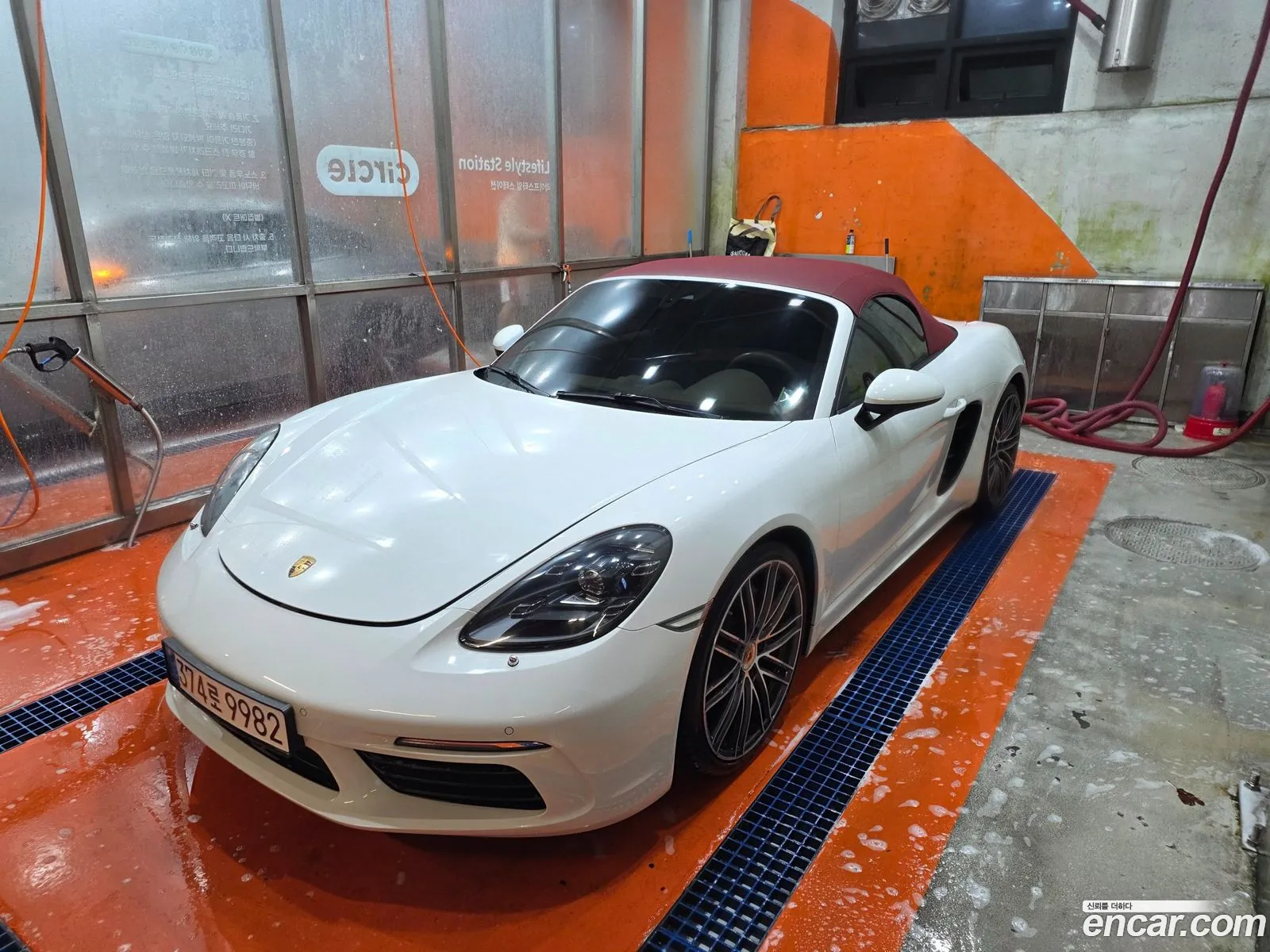 Porsche 718 Boxster 2017 — 12