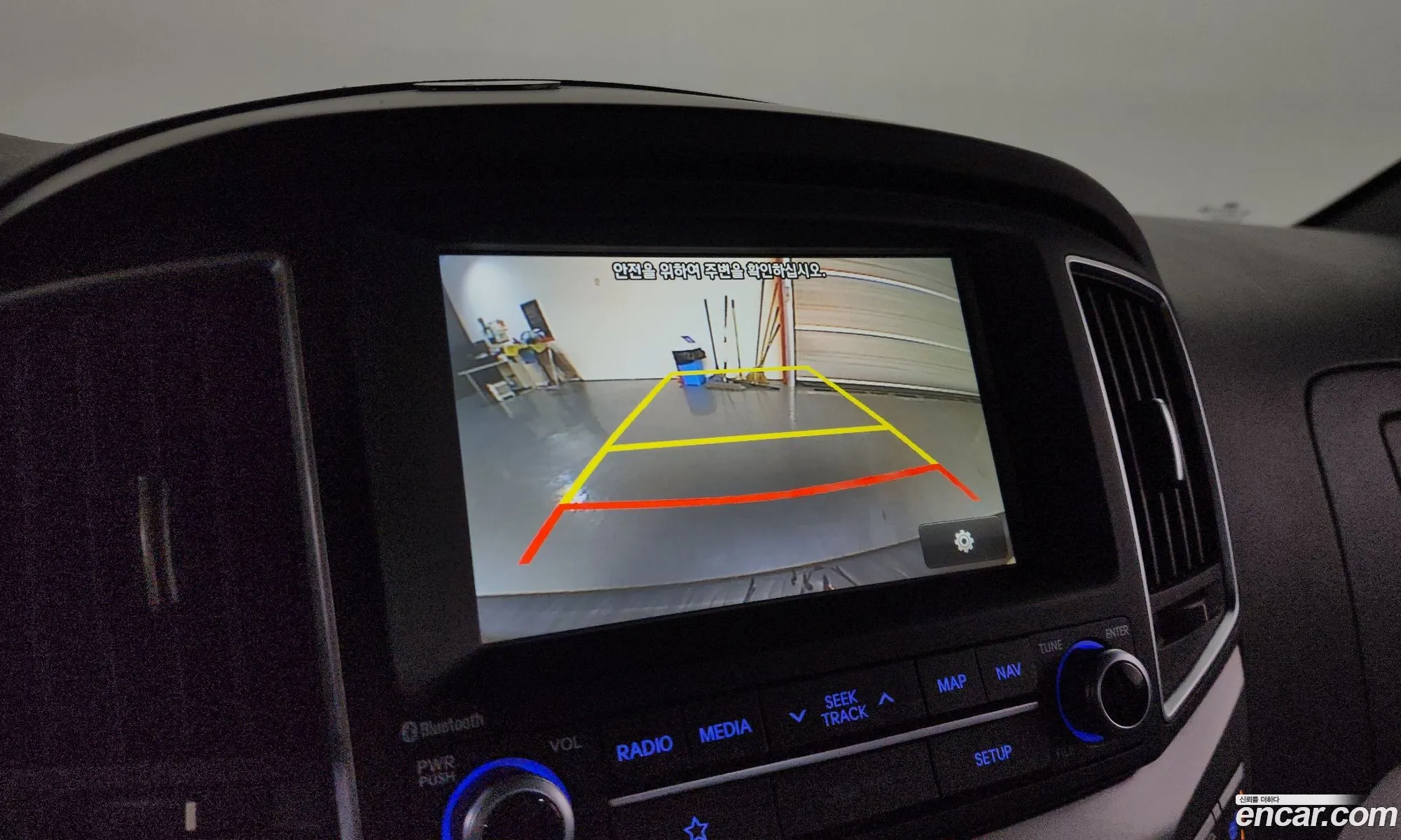 Hyundai Grand Starex 2018 — 20
