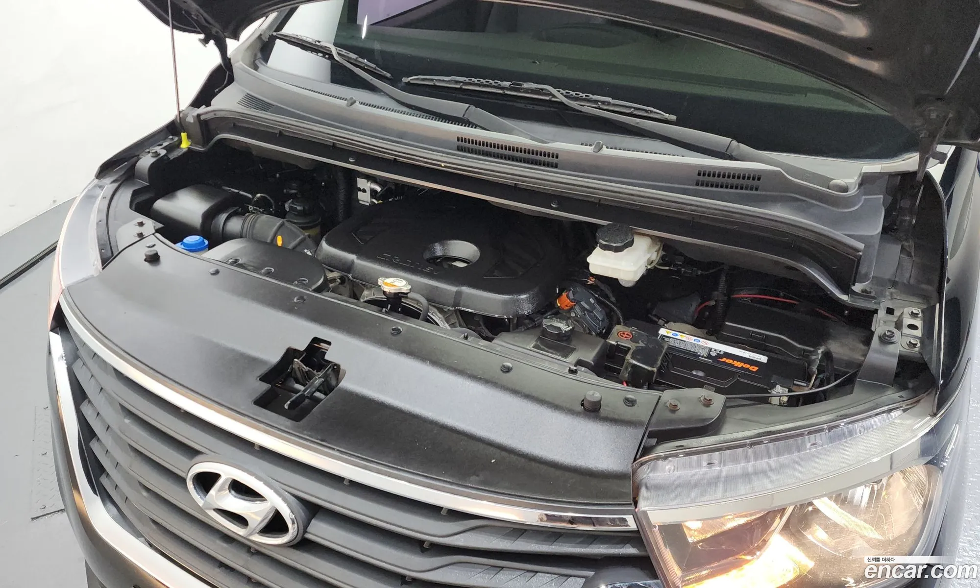 Hyundai Grand Starex 2018 — 17