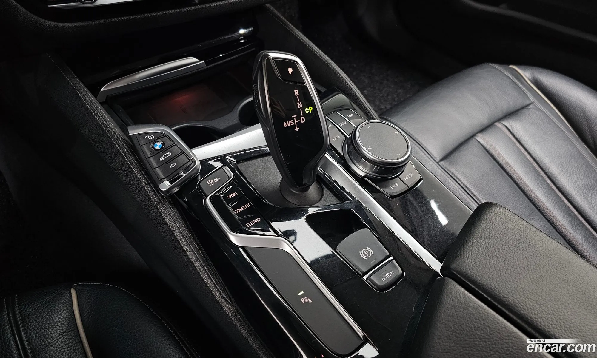BMW 5 Series 2018 WBAJK7105JBP72910 — 8