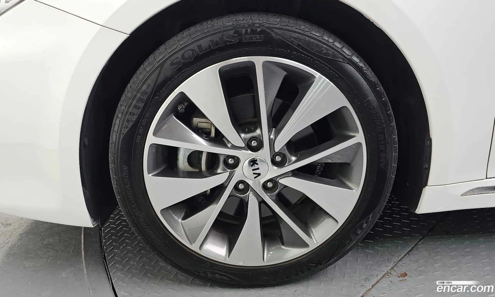Kia K5 2016 — 18