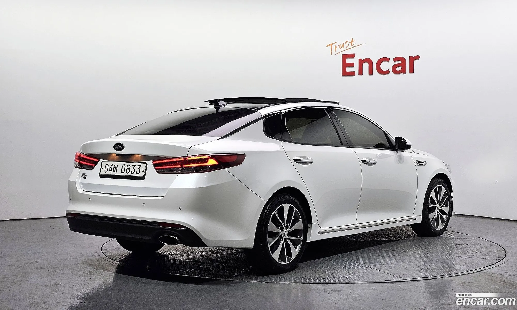 Kia K5 2016 — 16