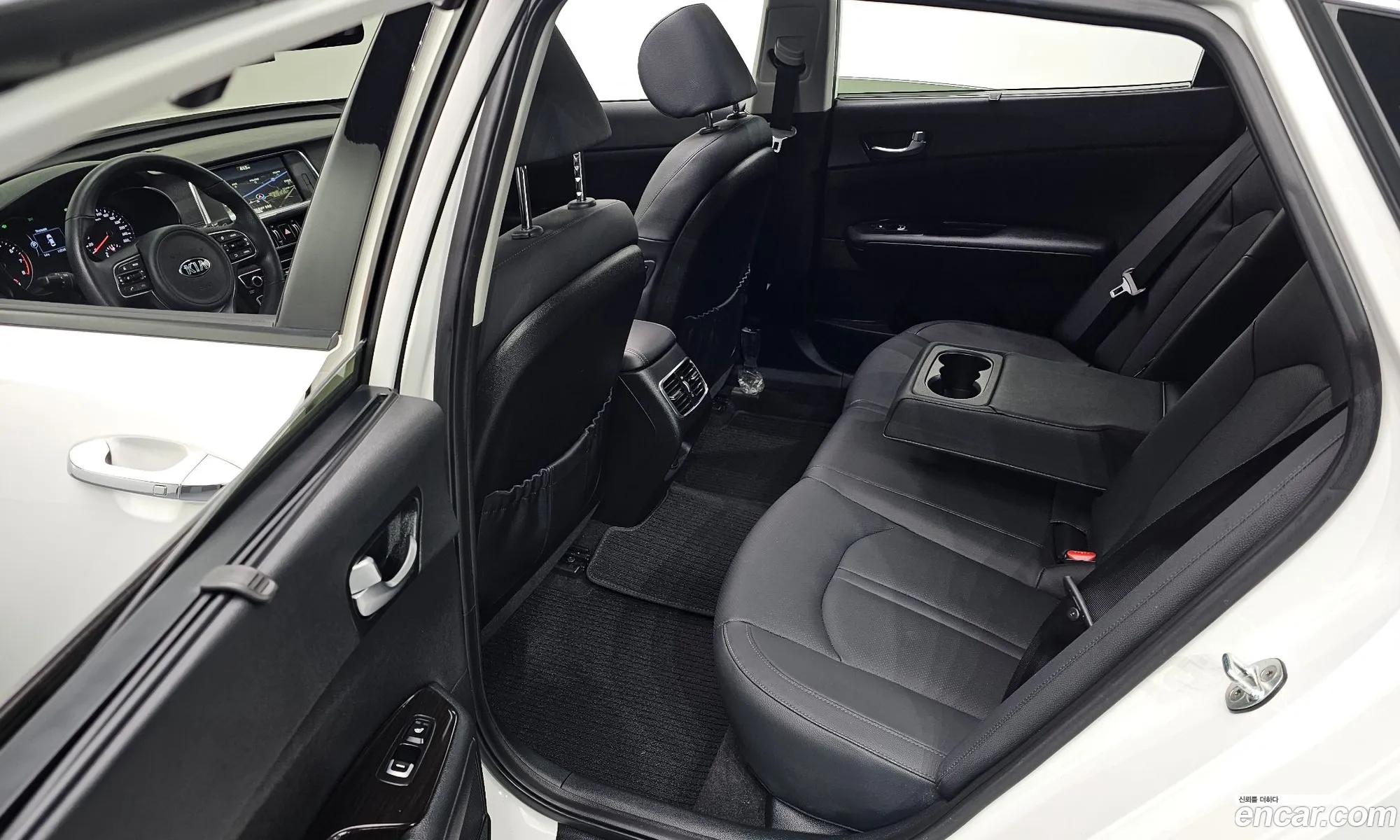 Kia K5 2016 — 2