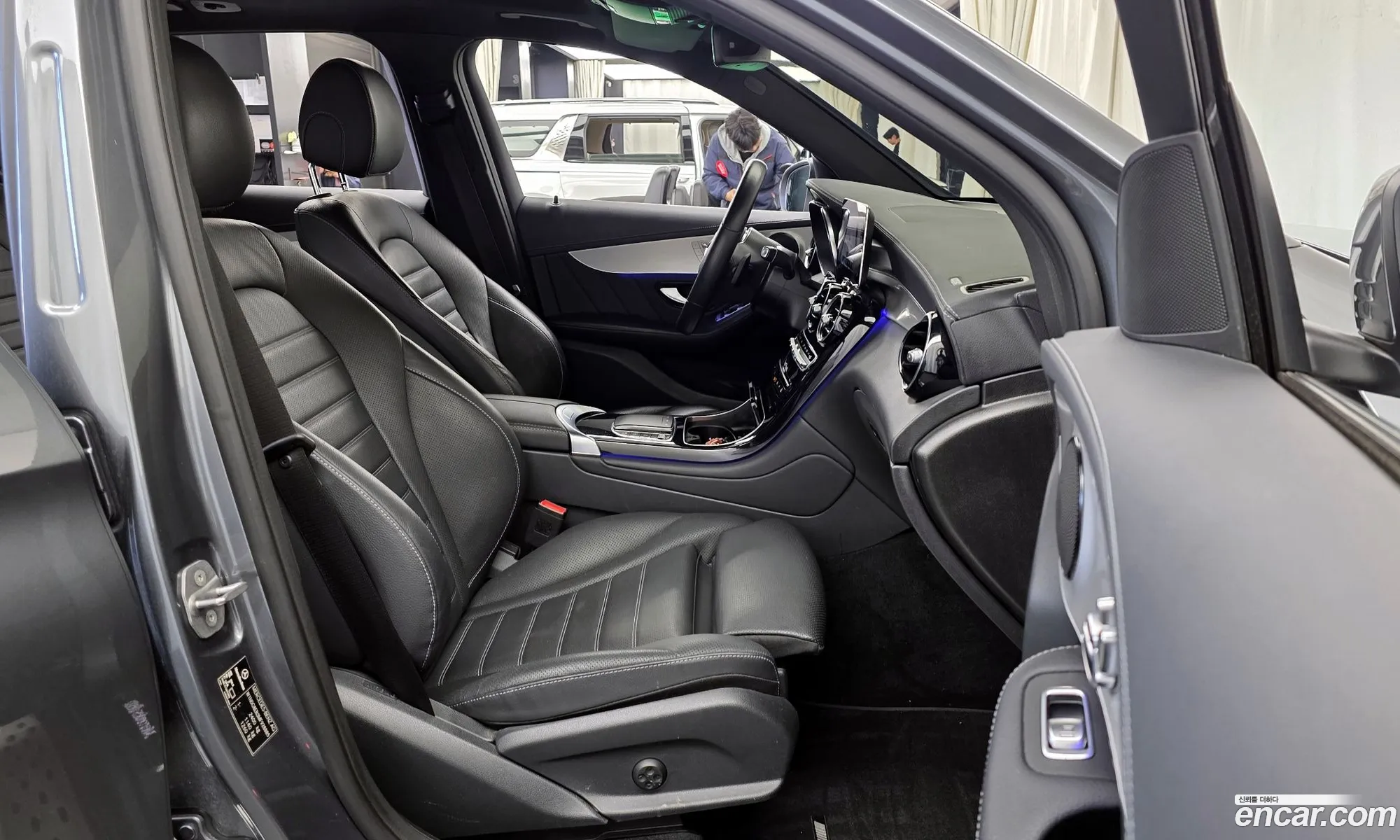 Mercedes-Benz GLC-Class X253 2021 — 19