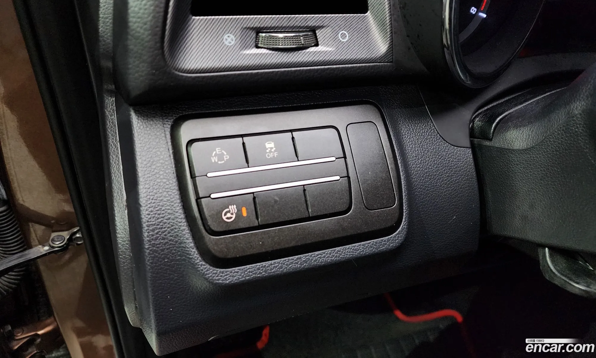 KG Mobility (SsangYong) Tivoli 2017 — 6