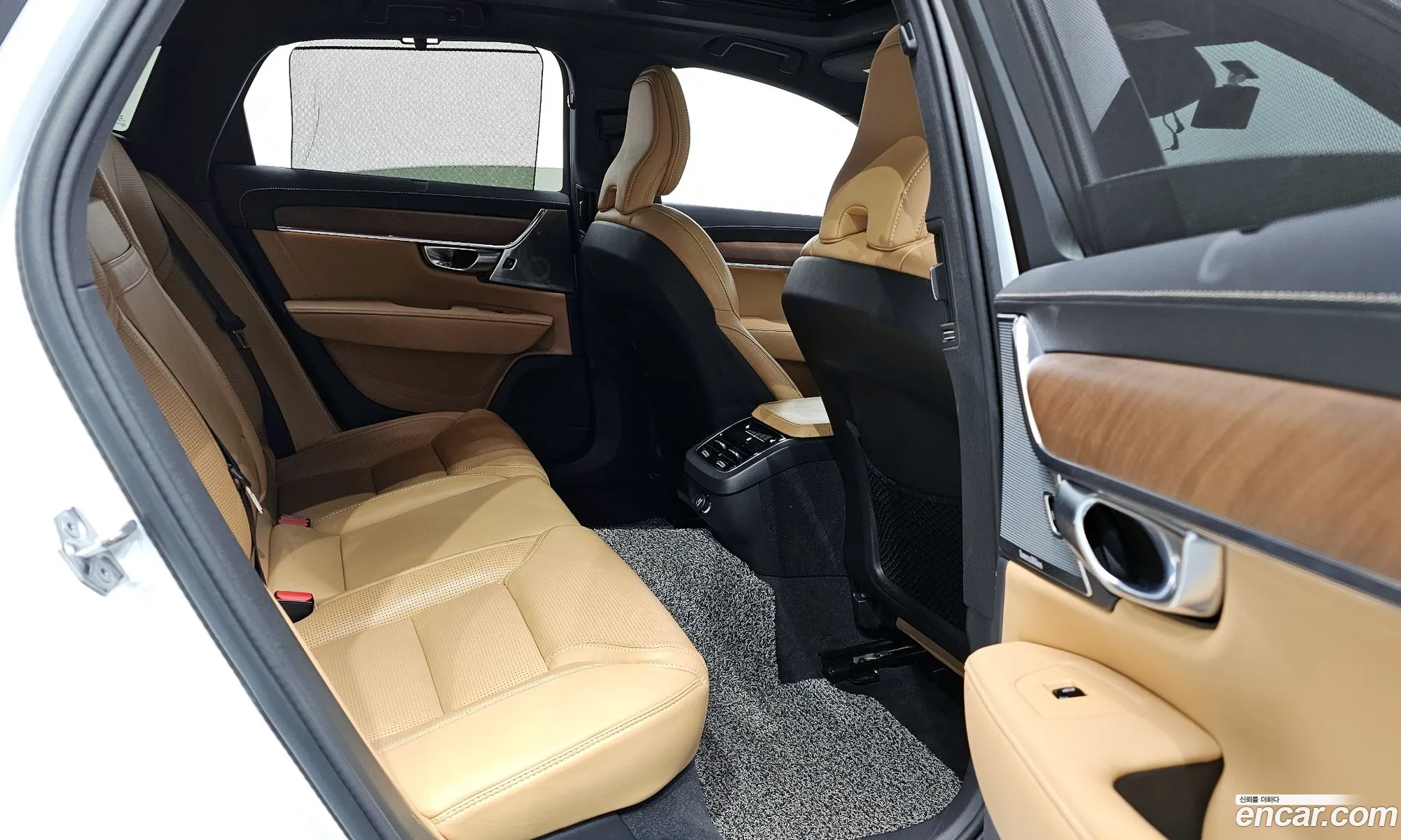 Volvo S90 2019 — 20