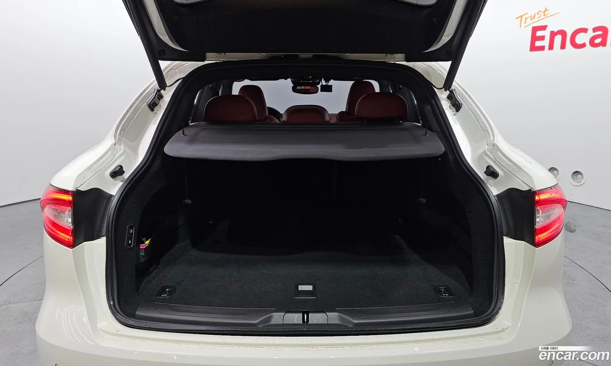 Maserati Levante 2017 ZN661TUGXHX244336 — 20