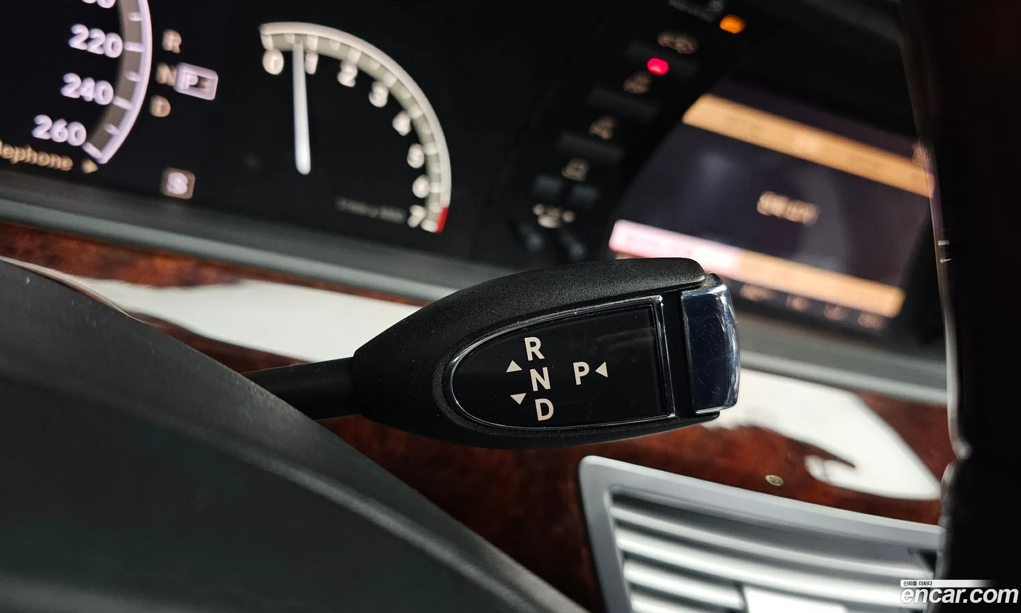 Mercedes-Benz S-Class W221 2007 — 17