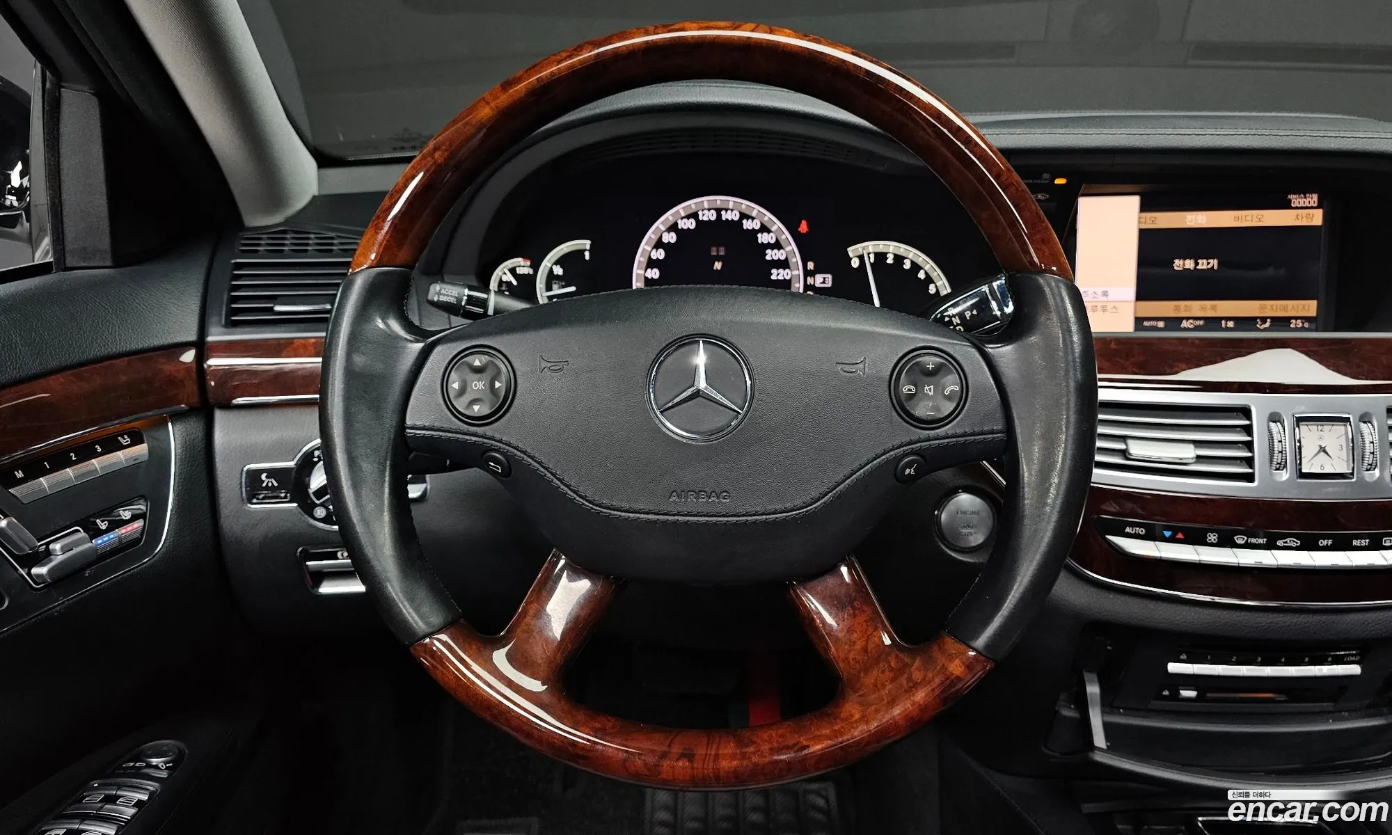 Mercedes-Benz S-Class W221 2007 — 2