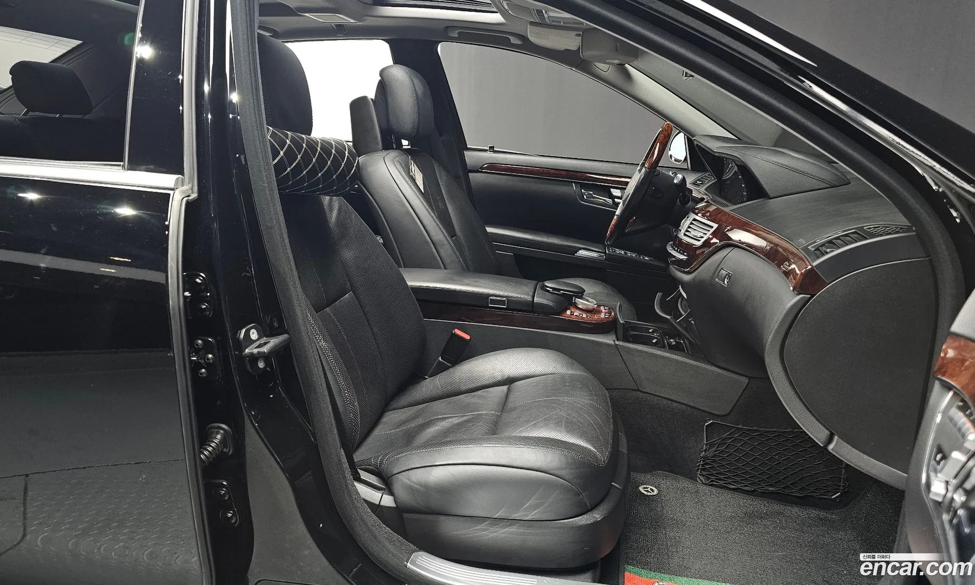 Mercedes-Benz S-Class W221 2007 — 13